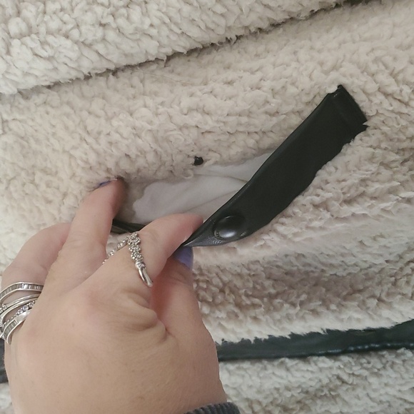 Blank NYC Sherpa Moto Jacket Size XS Faux Leather Details High Neck Pockets - Picture 3 of 16